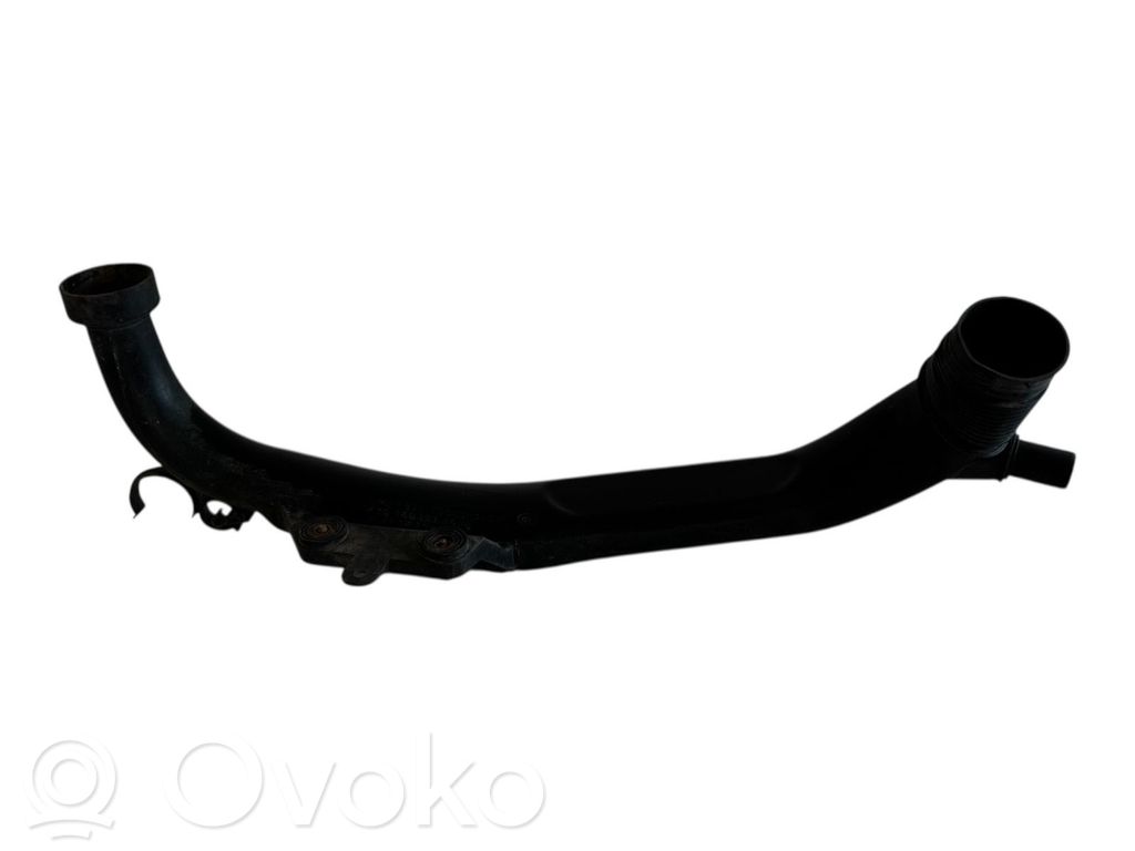 BMW 3 E92 E93 Välijäähdyttimen letku 