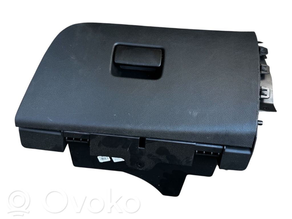 Opel Astra K Handschuhfach 