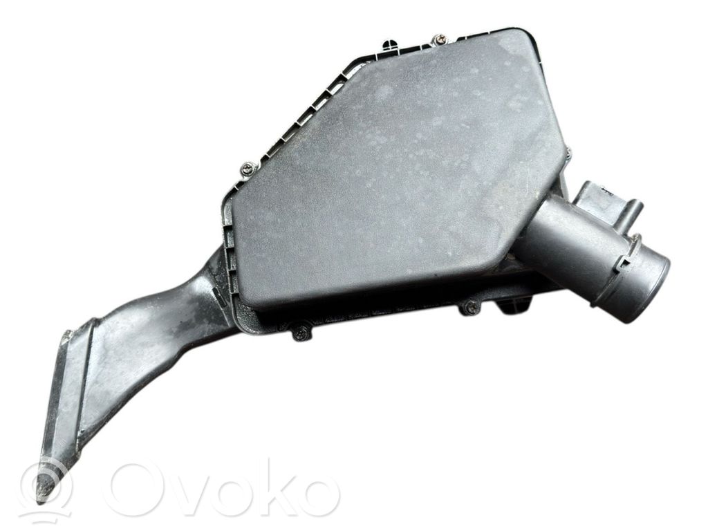 Chevrolet Volt II Air filter box 