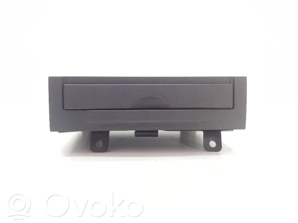 Volvo V50 Navigation unit CD/DVD player 
