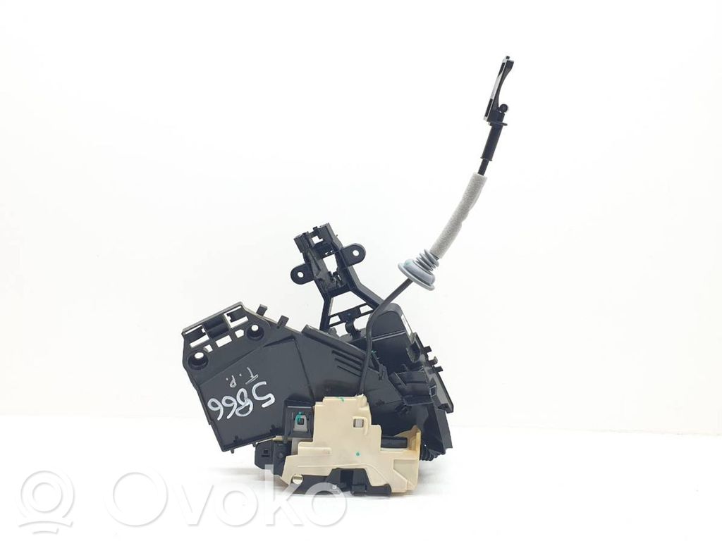 Volvo S90, V90 Zamek drzwi tylnych 