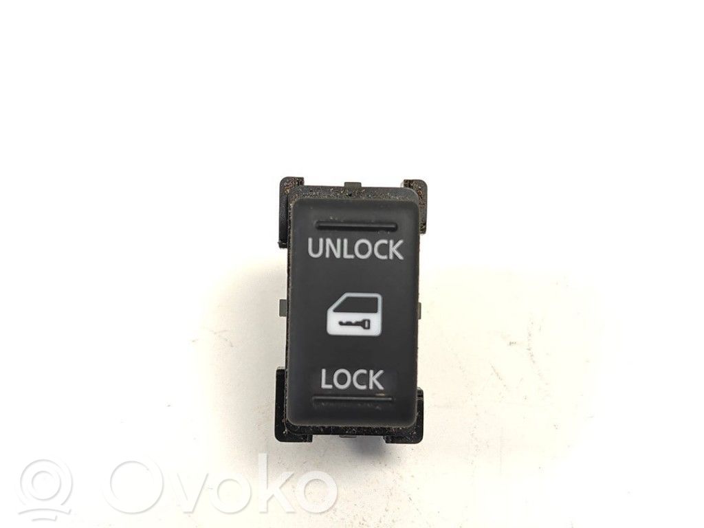 Nissan Note (E11) Botón interruptor de bloqueo de puertas 