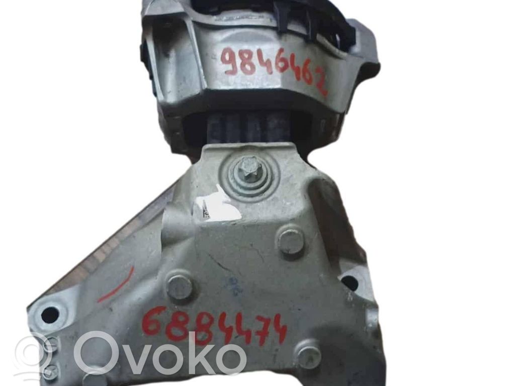 BMW X5 G05 Gearbox mounting bracket 