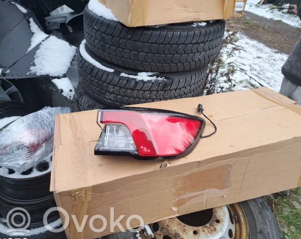 Ford Kuga III Takavalot 