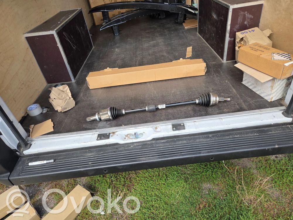 Opel Corsa E Priekinis pusašis 