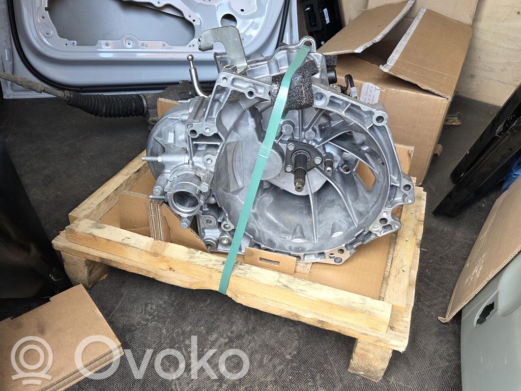 Manualna 5-biegowa skrzynia biegów   155257896,1629122680,MB6,20MF9D