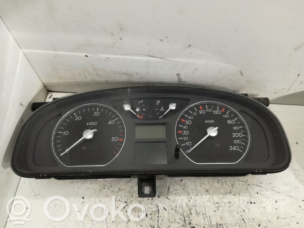 Renault Laguna II Speedometer (instrument cluster) 