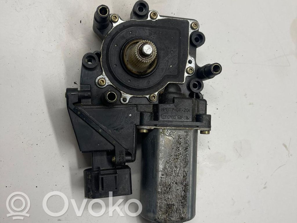 Audi A8 S8 D2 4D Front door window regulator with motor 