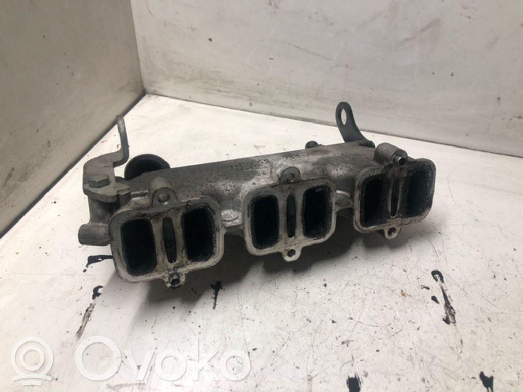 Audi A6 S6 C5 4B Intake manifold 