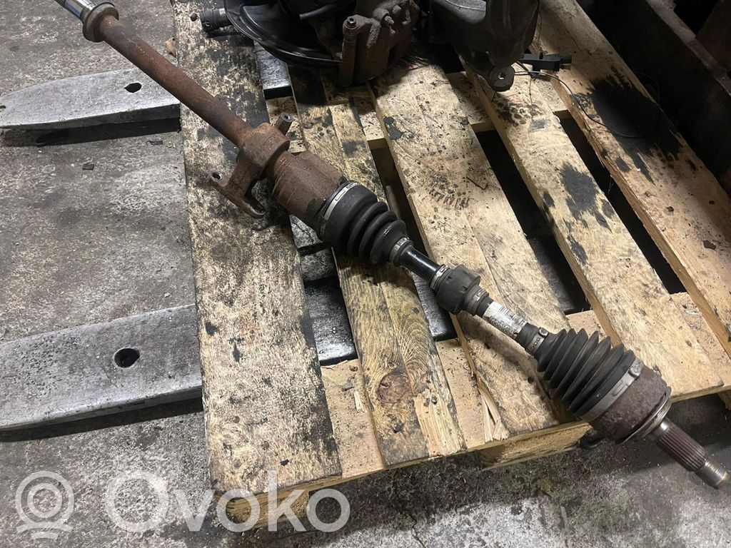 Honda Civic Etuvetoakseli 