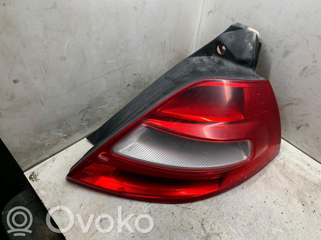 Renault Megane II Galinis žibintas kėbule 