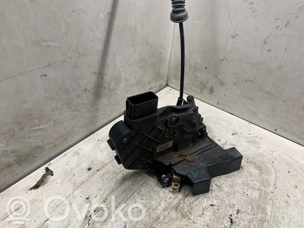 Volvo V50 Rear door lock 