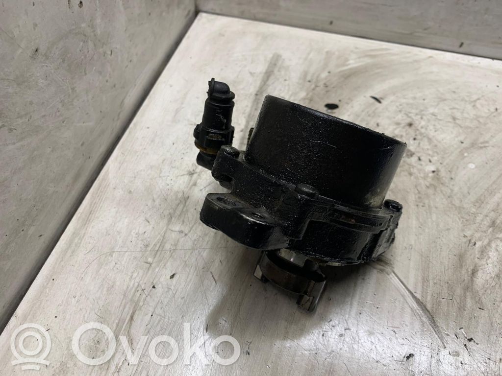 Opel Combo C Siurblys vakuumo 