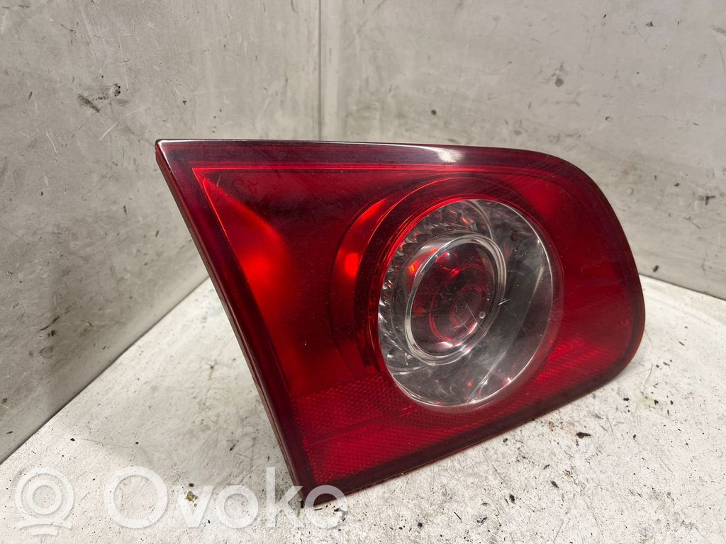 Volkswagen PASSAT B6 Takaluukun takavalot 