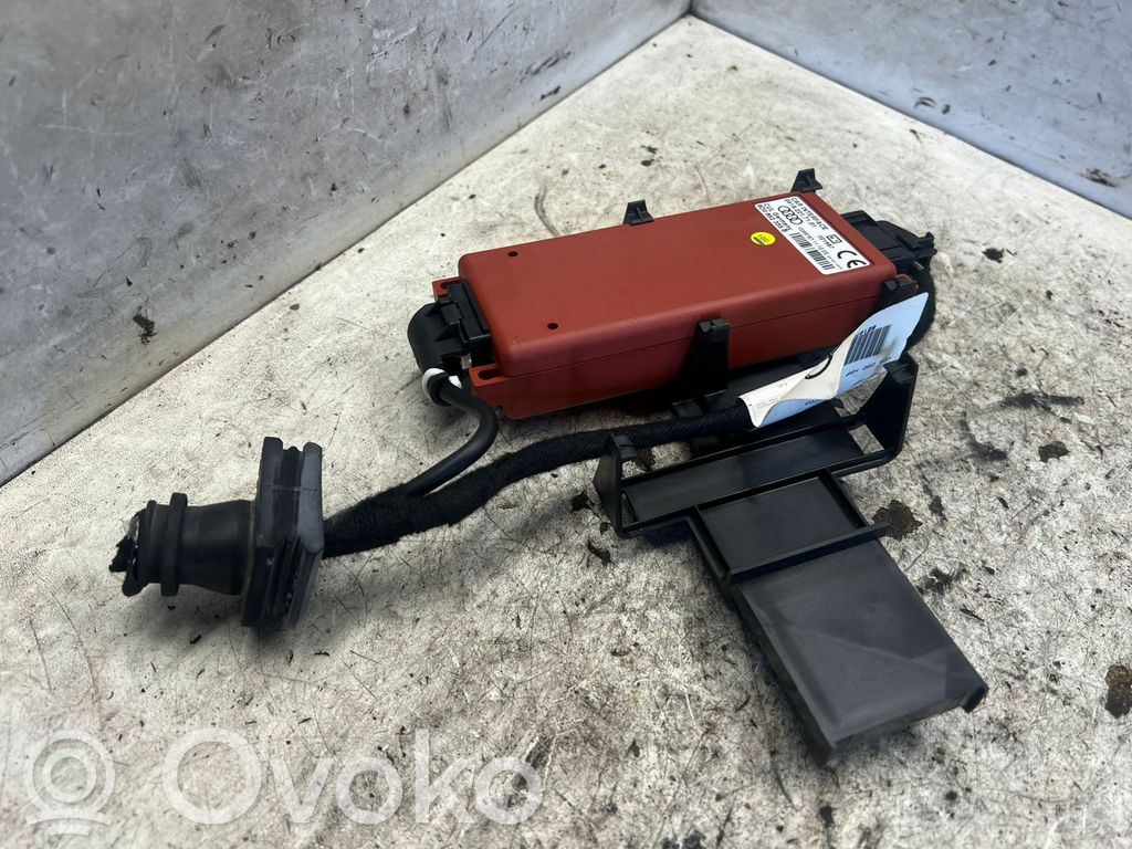 Audi A4 S4 B6 8E 8H Steuergerät Autotelefon 