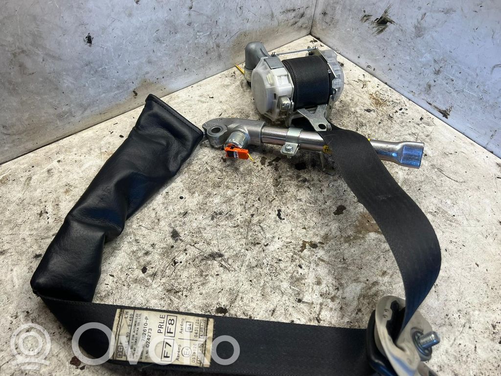 Cinturón delantero   7S2610P