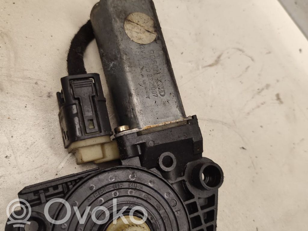 Mercedes-Benz C W203 Fensterhebermotor Tür hinten 