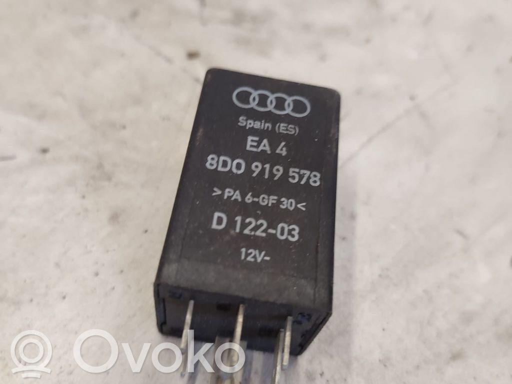 Audi A4 S4 B5 8D Otros relés 