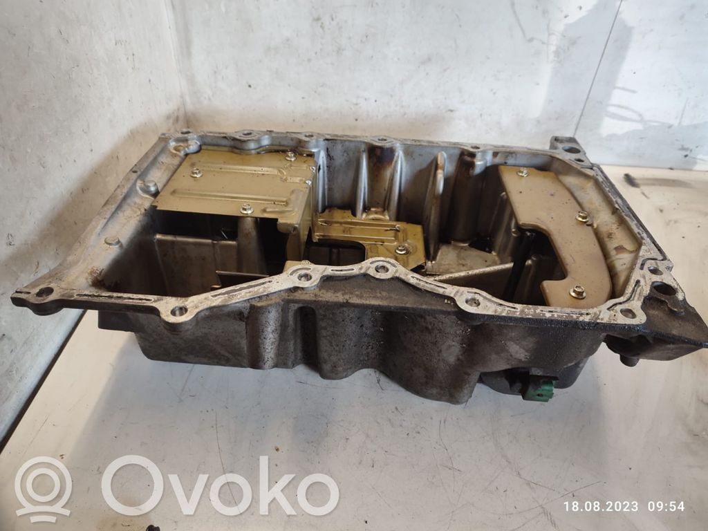 Volvo V60 Картер 