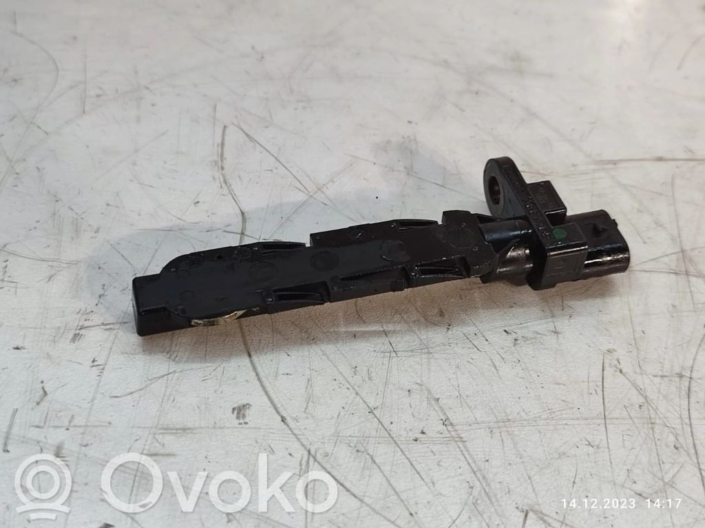 Volkswagen Touareg II Crankshaft position sensor 