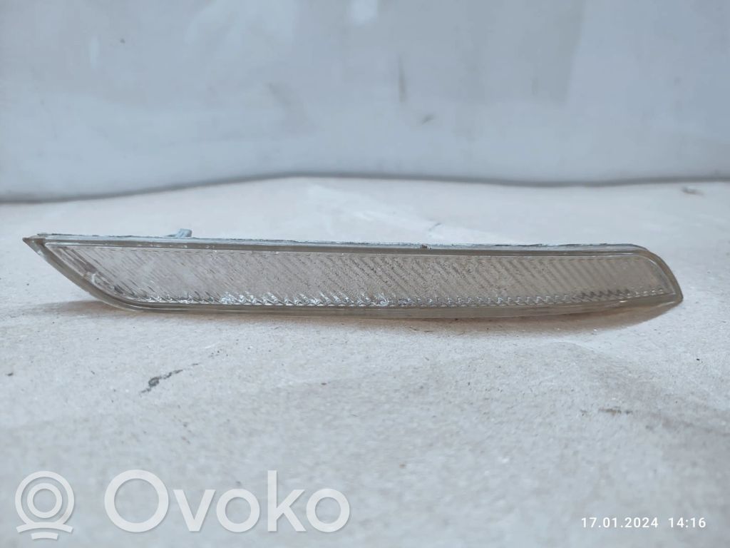 BMW X6 E71 Front reflector 
