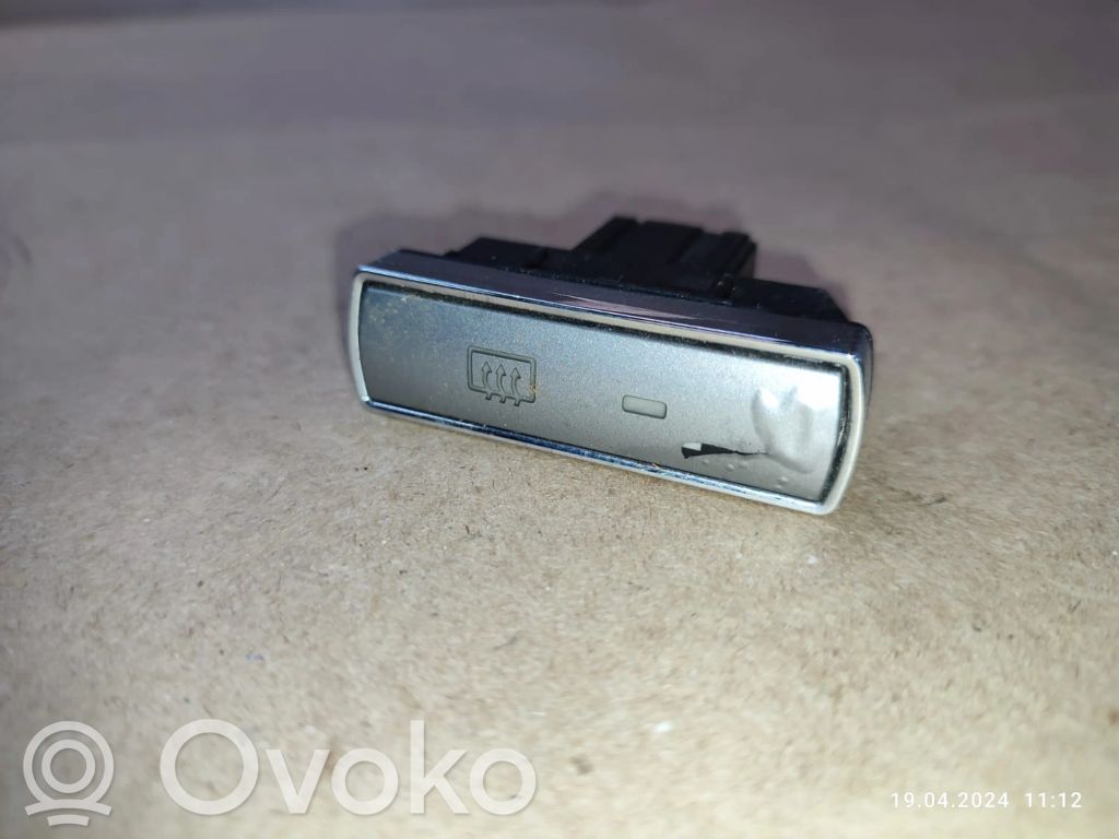 Ford Mondeo MK IV Windscreen/window heater switch 