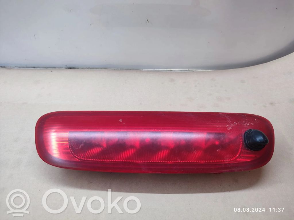 Hyundai Santa Fe Trzecie światło stop 