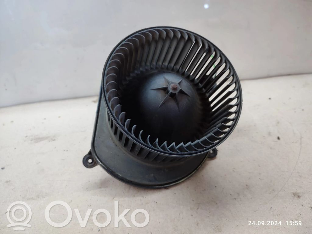 Jeep Grand Cherokee (WK) Heater fan/blower 