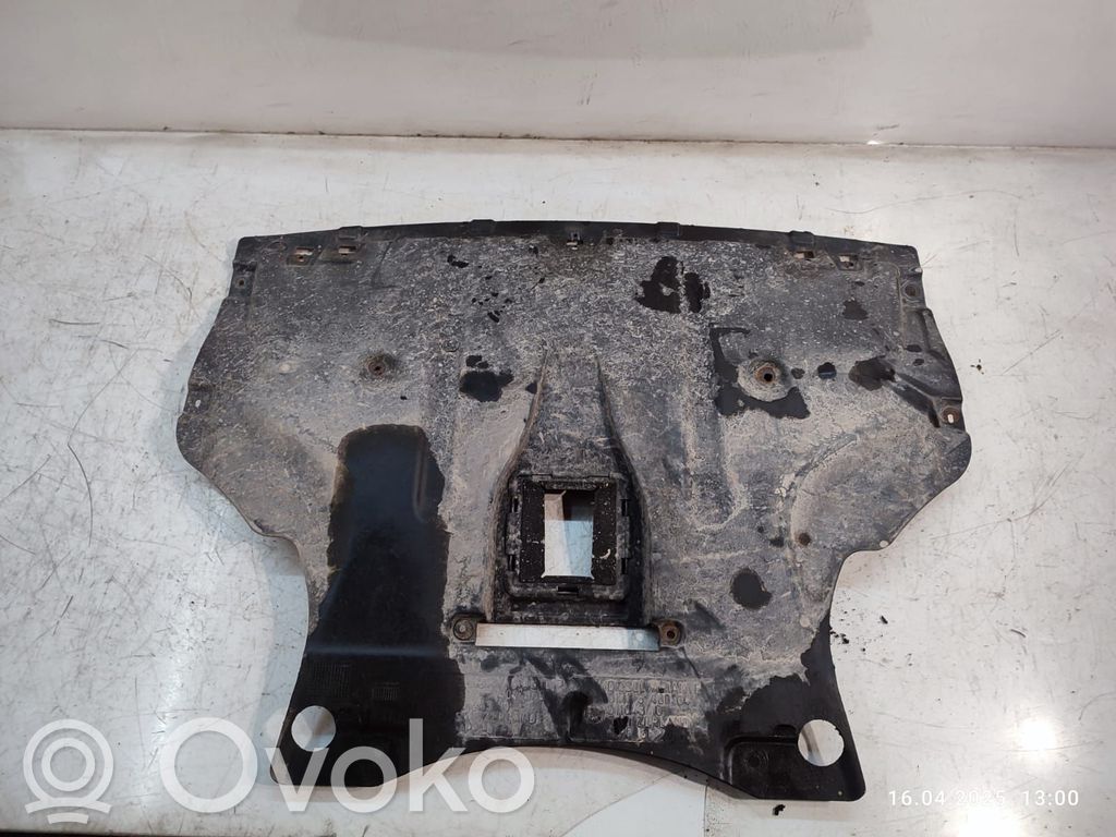 BMW X3 E83 Variklio dugno apsauga 