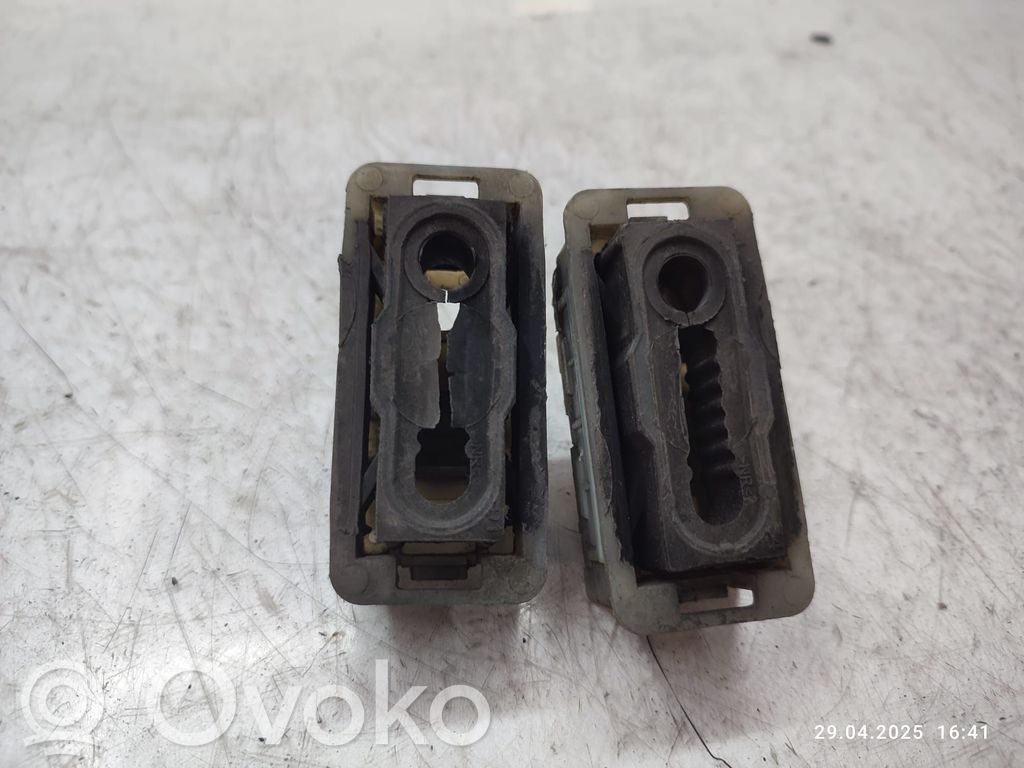 Radiator support slam panel bracket