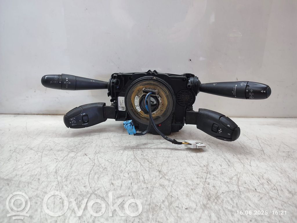 Peugeot 5008 Leva/interruttore dell’indicatore di direzione e tergicristallo 