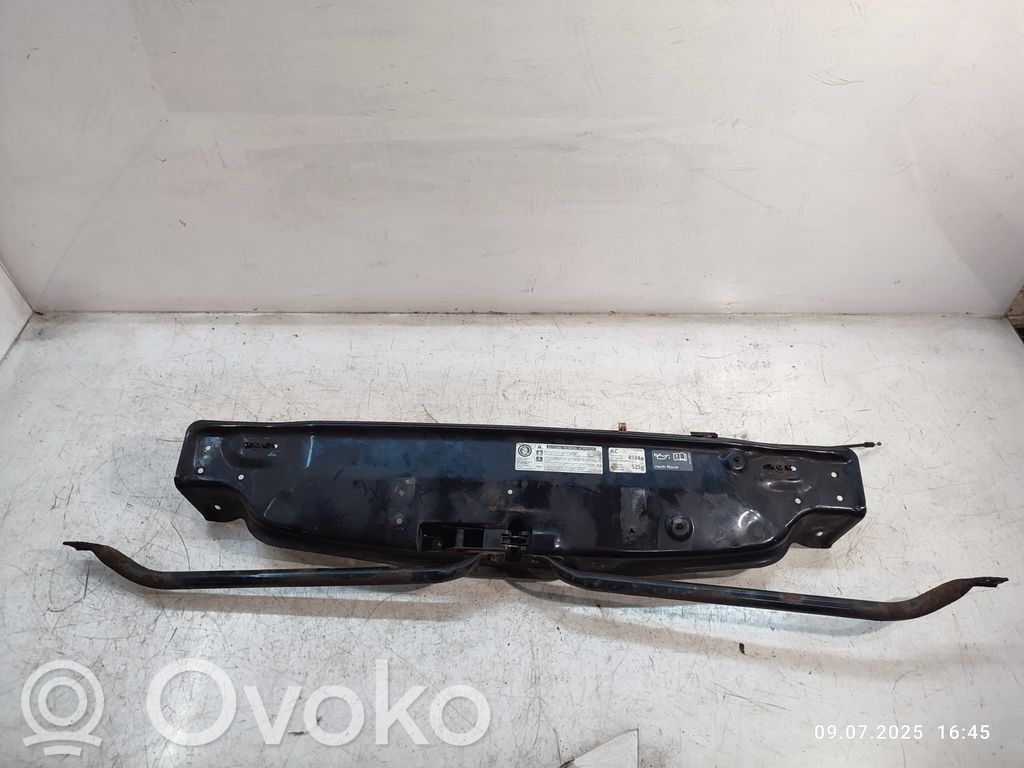 Volkswagen Amarok Panel mocowania chłodnicy / góra 