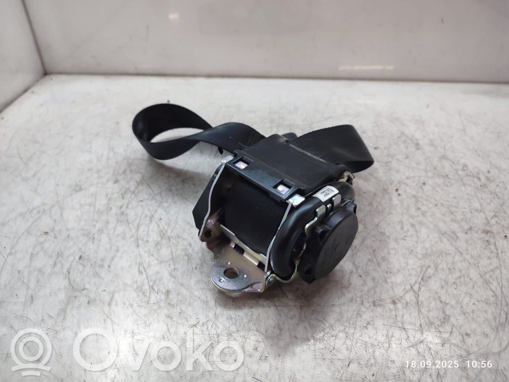 Volvo S90, V90 Cinturón trasero 