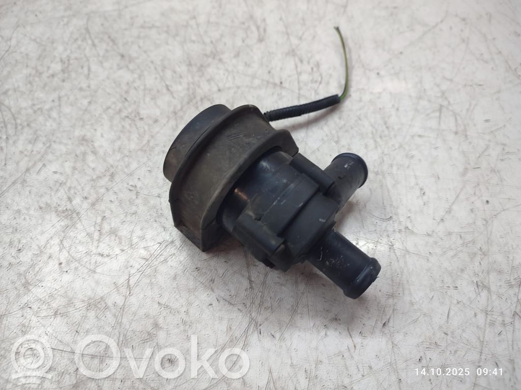 Volvo V40 Pompa cyrkulacji / obiegu wody 