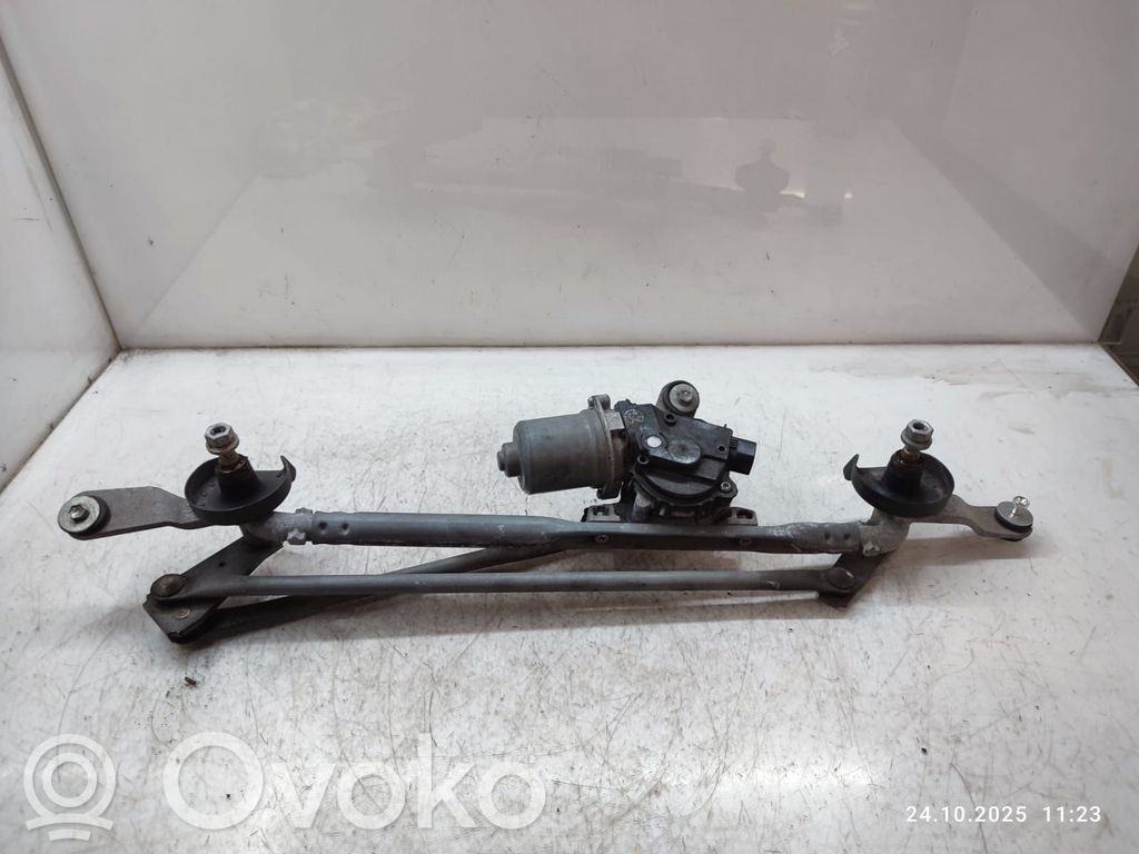 Opel Insignia B Etupyyhkimen vivusto ja moottori 