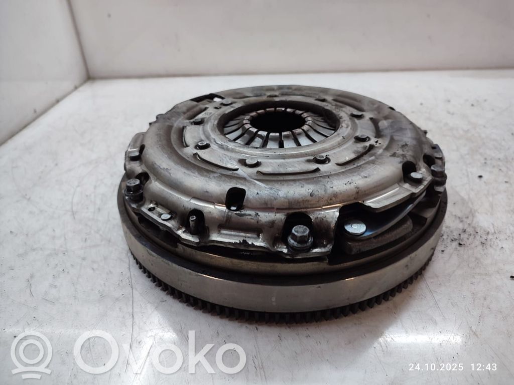 Opel Insignia B Sajūga komplekts 