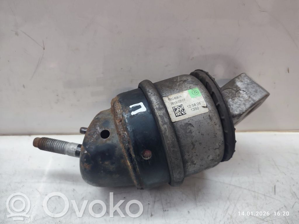 Ford Ranger Engine mount bracket 