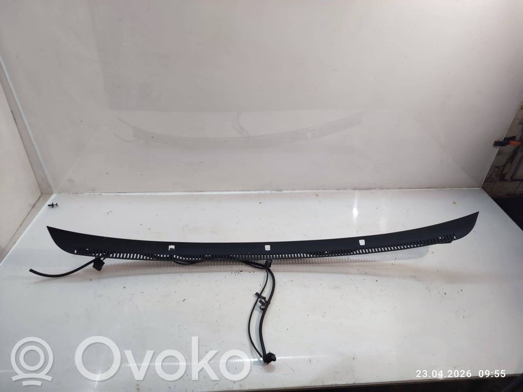 Volvo XC60 Pyyhinkoneiston lista 