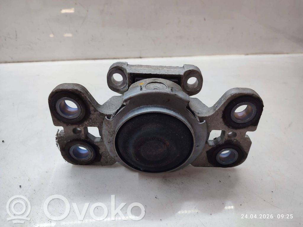 Engine mount bracket   31316875