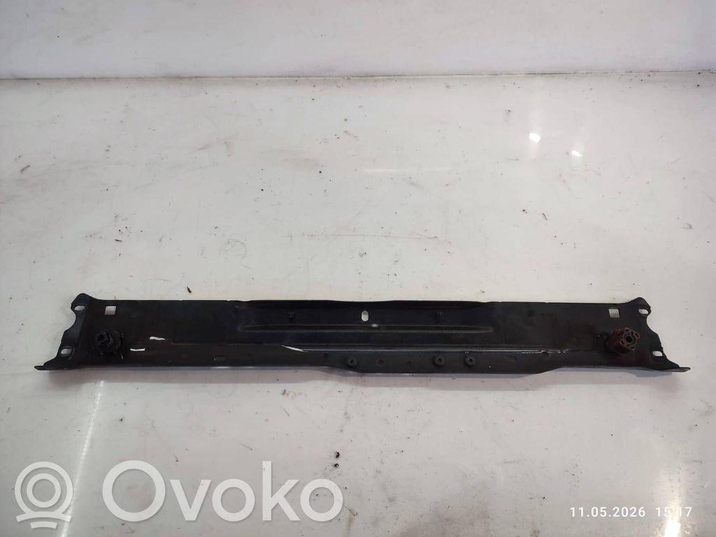 Mercedes-Benz C W204 Panel mocowania chłodnicy / góra 