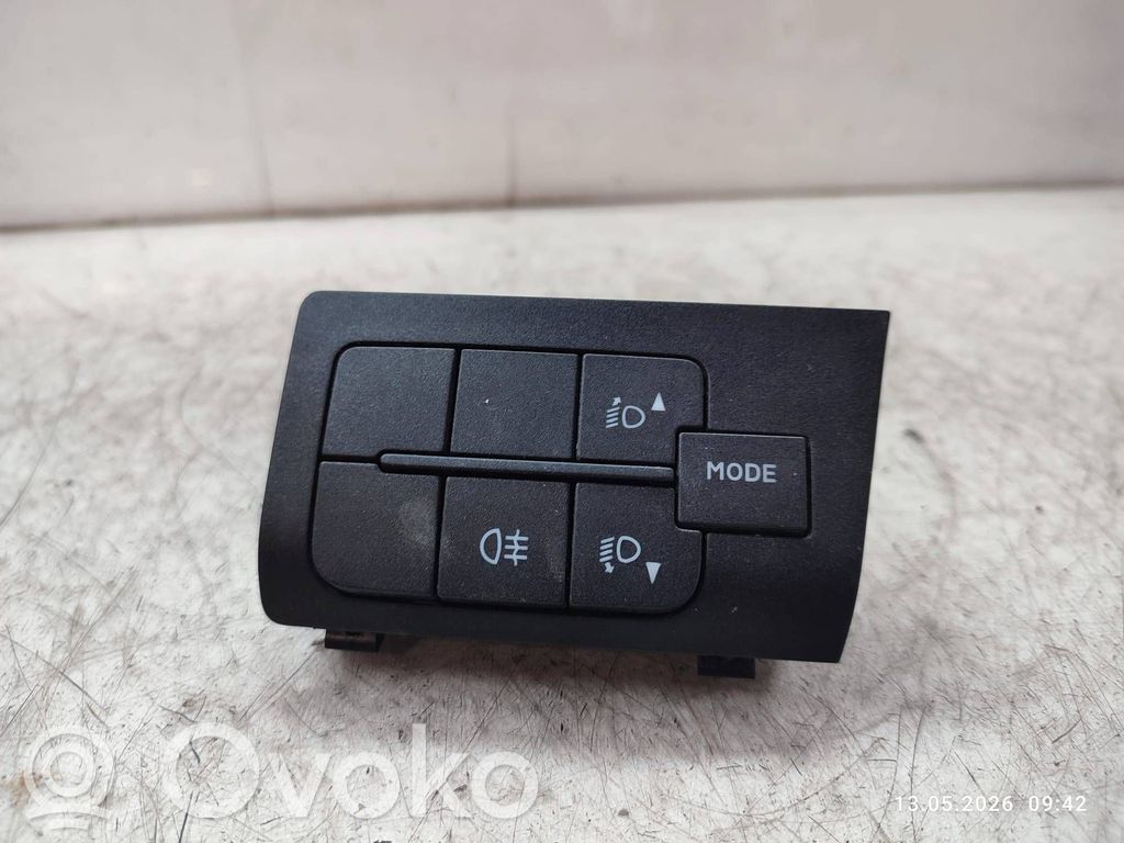 Citroen Jumper Headlight level height control switch 