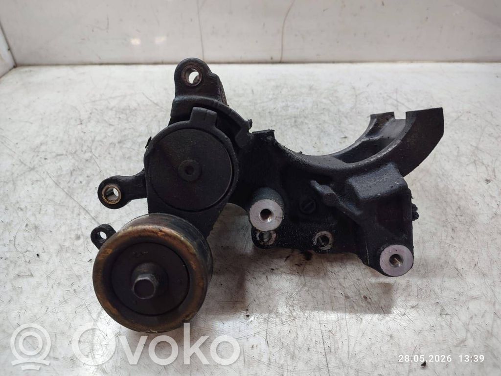 Toyota Land Cruiser (J120) Suport generator/alternator 
