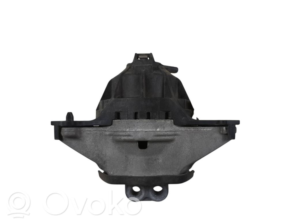 Jeep Grand Cherokee WL Engine mount bracket 