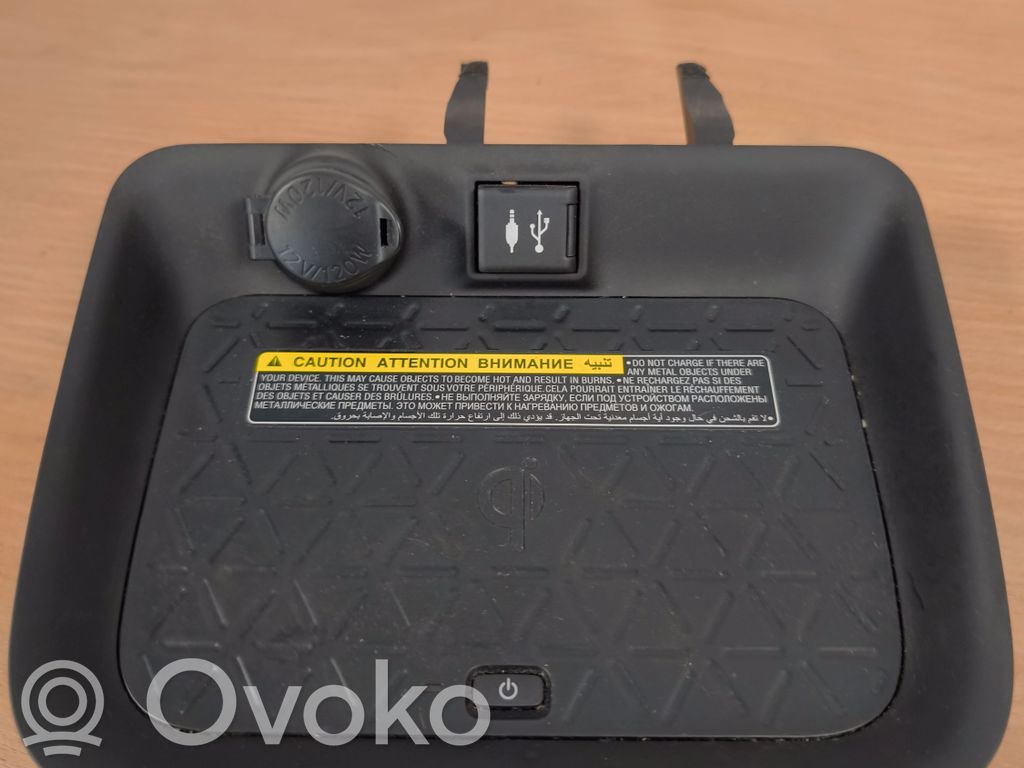 Toyota RAV 4 (XA50) Modul încărcare wireless 