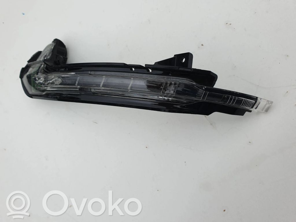 Audi A6 S6 C7 4G Kierunkowskaz na lusterko boczne 