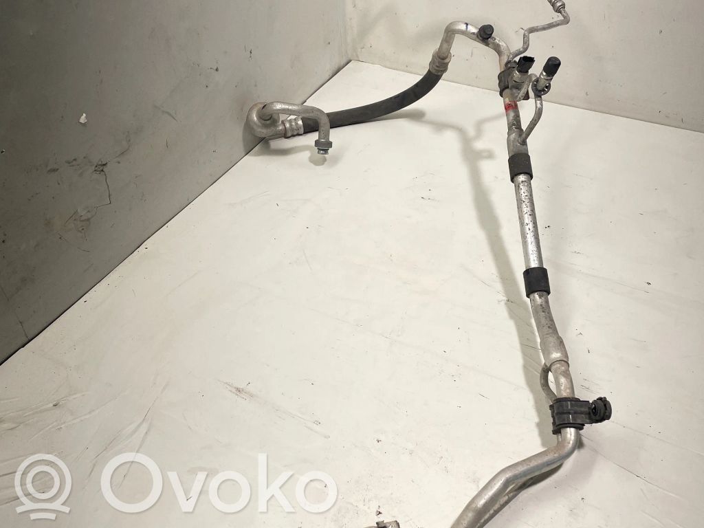 KIA Sportage Air conditioning (A/C) pipe/hose 