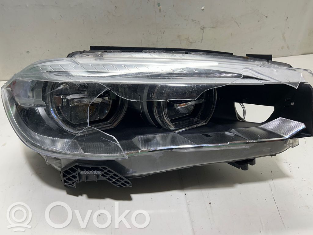 BMW X6 F16 Lampa przednia 