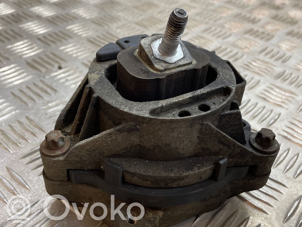 BMW 4 F32 F33 Engine mount bracket 