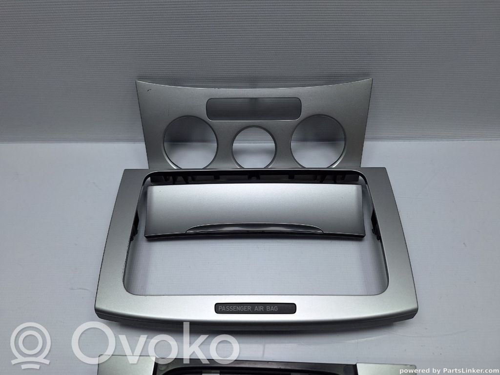 Volkswagen PASSAT B6 Inserti decorativi cornice della consolle centrale 