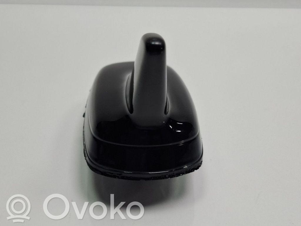 Audi A3 S3 8V GPS-pystyantenni 